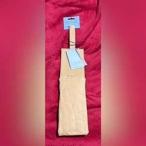 Soyoung Insulated Wine Bag in tan